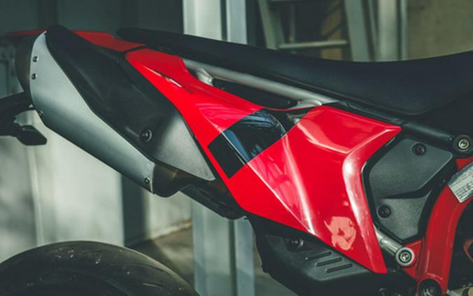 2025 Ducati Hypermotard 698 Mono Ducati Red