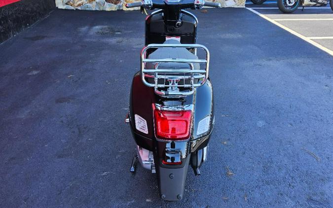 2023 Vespa GTS 300