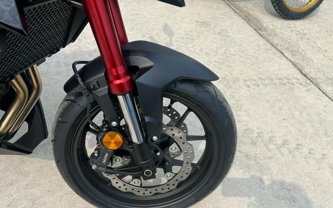 2026 Honda CB750 Hornet E-Clutch