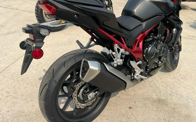 2026 Honda CB750 Hornet E-Clutch