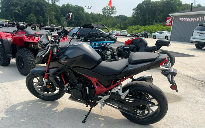 2026 Honda CB750 Hornet E-Clutch