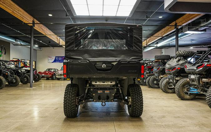 2017 Can-Am Defender