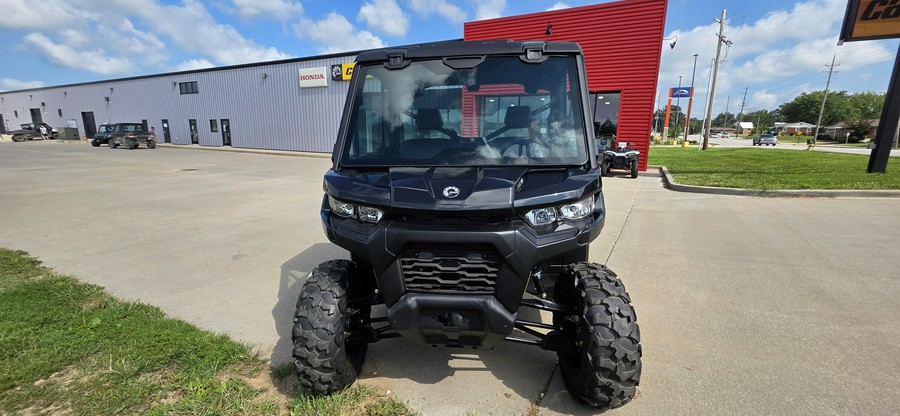 2026 Can-Am Defender DPS HD9