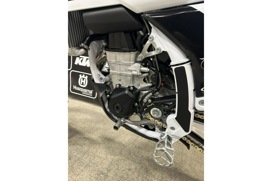 2026 Husqvarna Motorcycles FC 450 Factory Edition