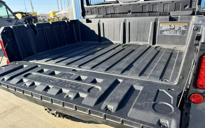 2026 Can-Am® Defender DPS HD9 Compass Green