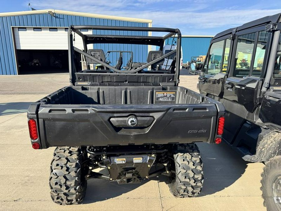 2026 Can-Am® Defender DPS HD9 Compass Green