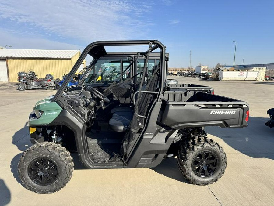 2026 Can-Am® Defender DPS HD9 Compass Green
