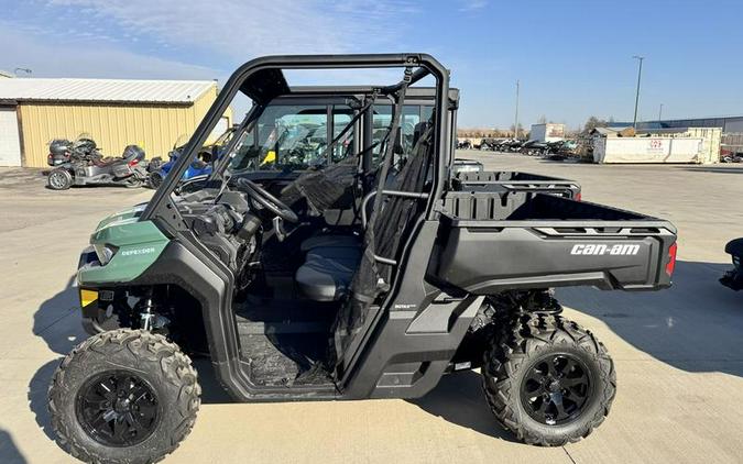 2026 Can-Am® Defender DPS HD9 Compass Green