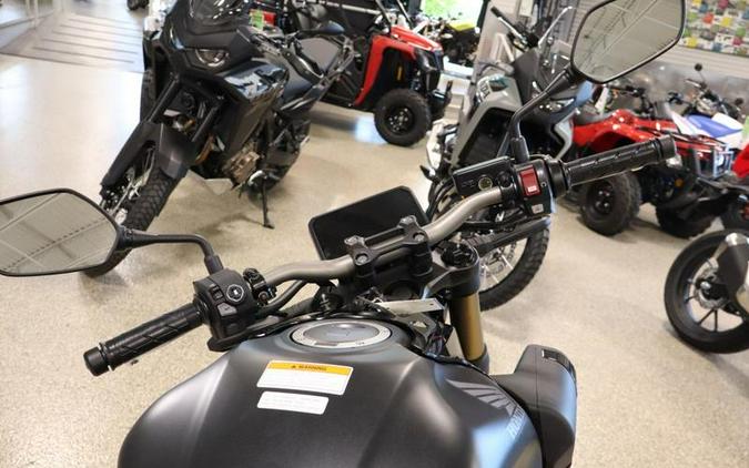 2026 Honda® CB650R E-Clutch