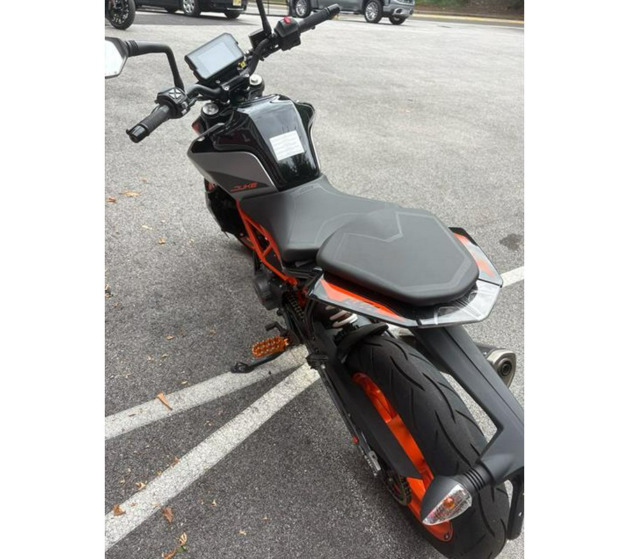 2022 KTM 390 Duke