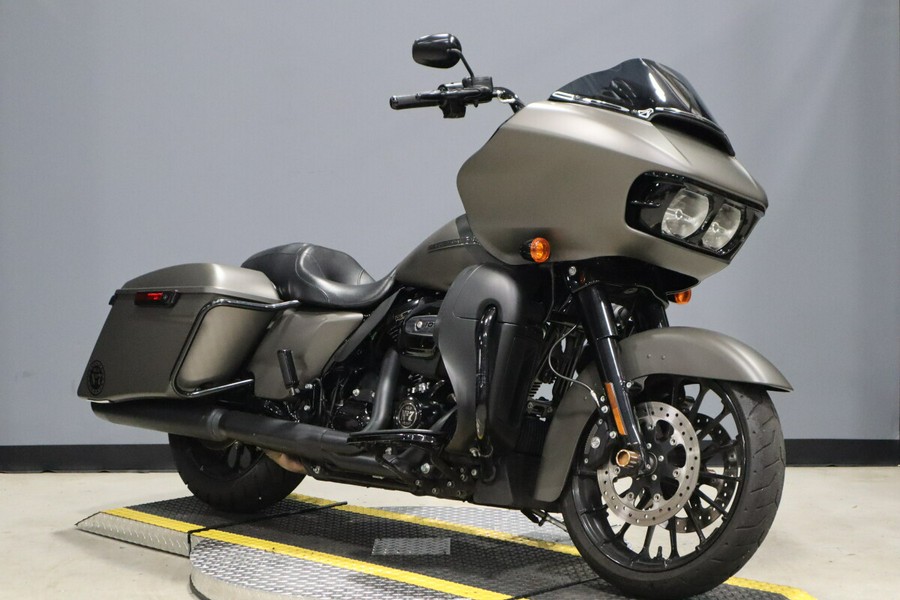 2018 Harley-Davidson Road Glide Special