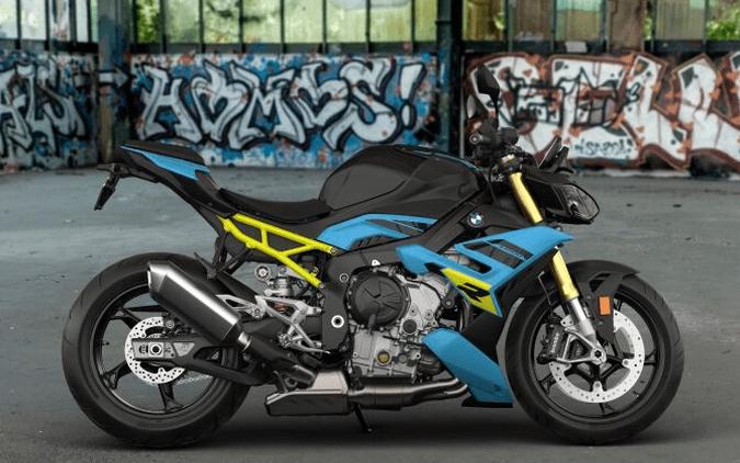 2026 BMW S 1000 R