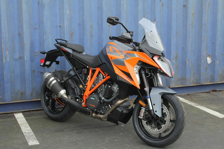 2024 KTM Super Duke GT