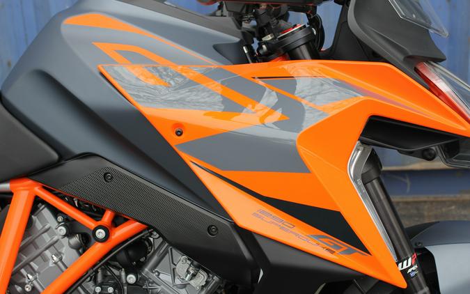 2024 KTM Super Duke GT