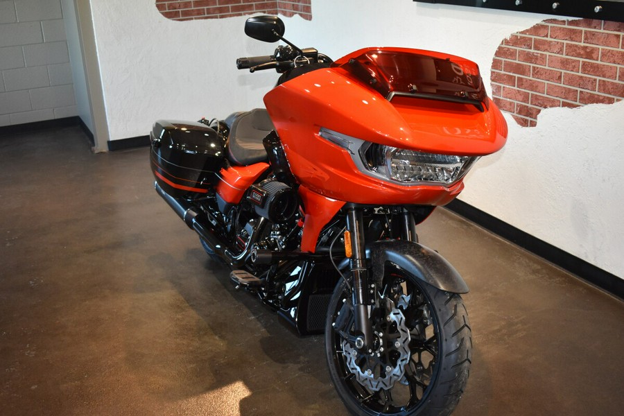 2026 Harley-Davidson® CVO Road Glide ST Citrus Heat Re-Entry