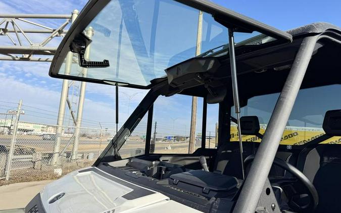 2026 Can-Am® Defender Limited HD11