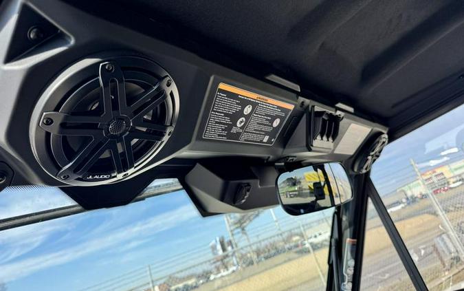 2026 Can-Am® Defender Limited HD11