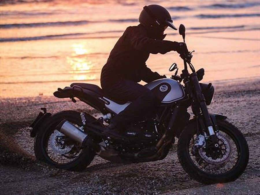 2021 Benelli Leoncino Trail