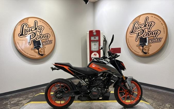 2023 KTM 200 DUKE