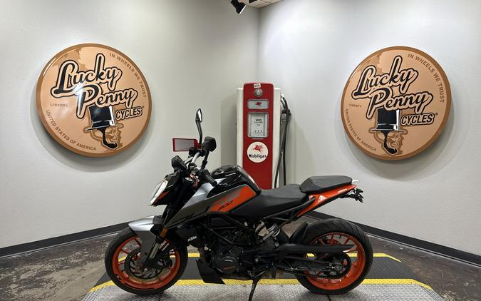 2023 KTM 200 DUKE