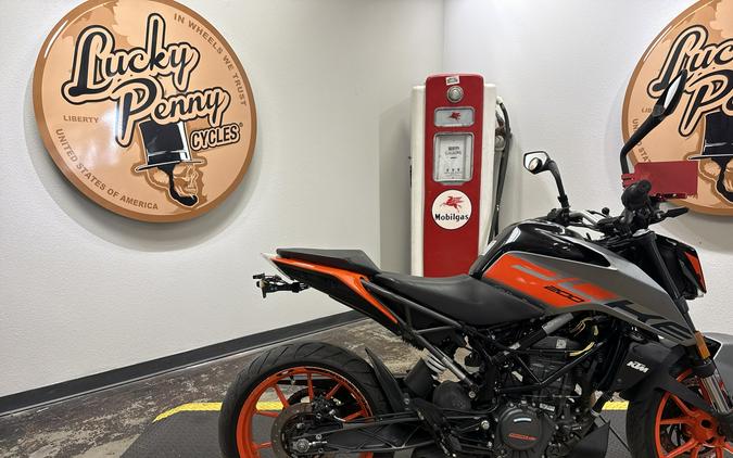 2023 KTM 200 DUKE