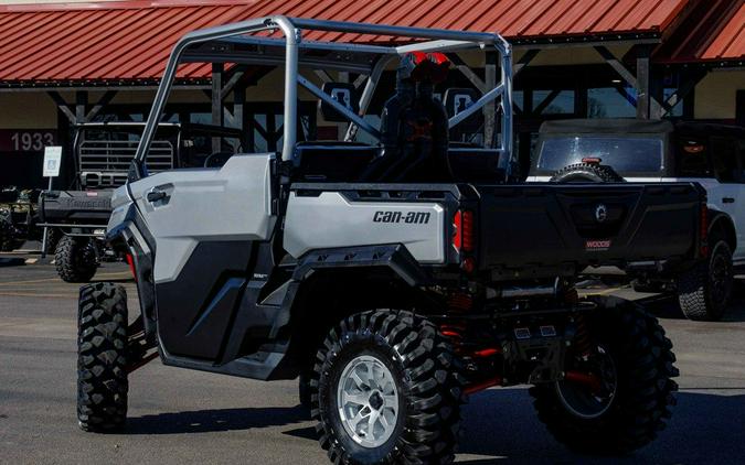 2024 Can-Am™ Defender X mr With Half Doors HD10