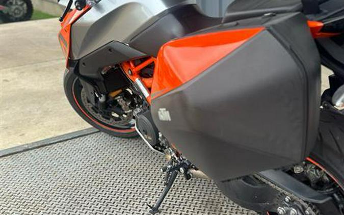 2016 KTM 1290 Super Duke GT