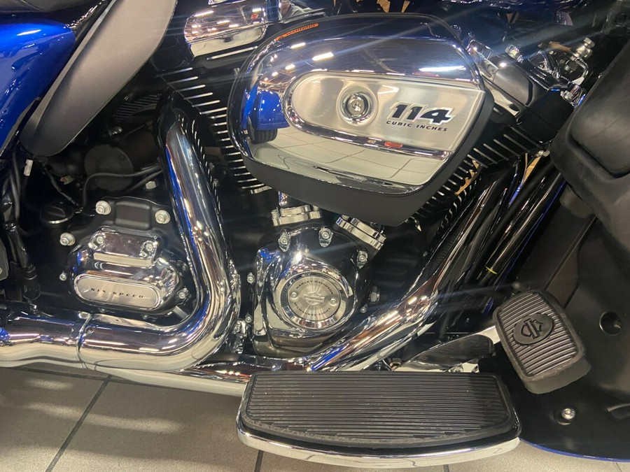 2024 Harley-Davidson Tri Glide Ultra Blue Burst FLHTCUTG