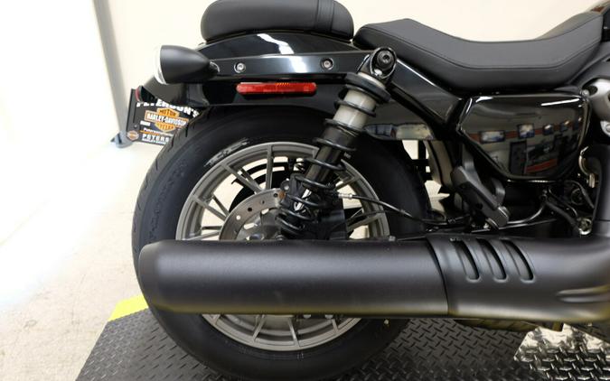 2023 RH975S Nightster™ Special - In Vivid Black