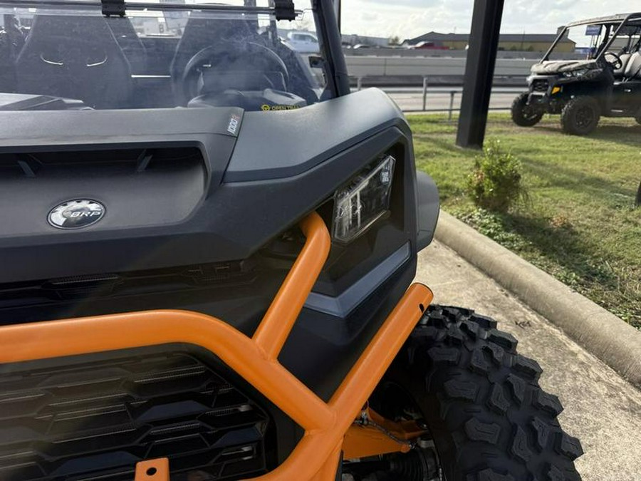 2026 Can-Am® Commander MAX XT-P
