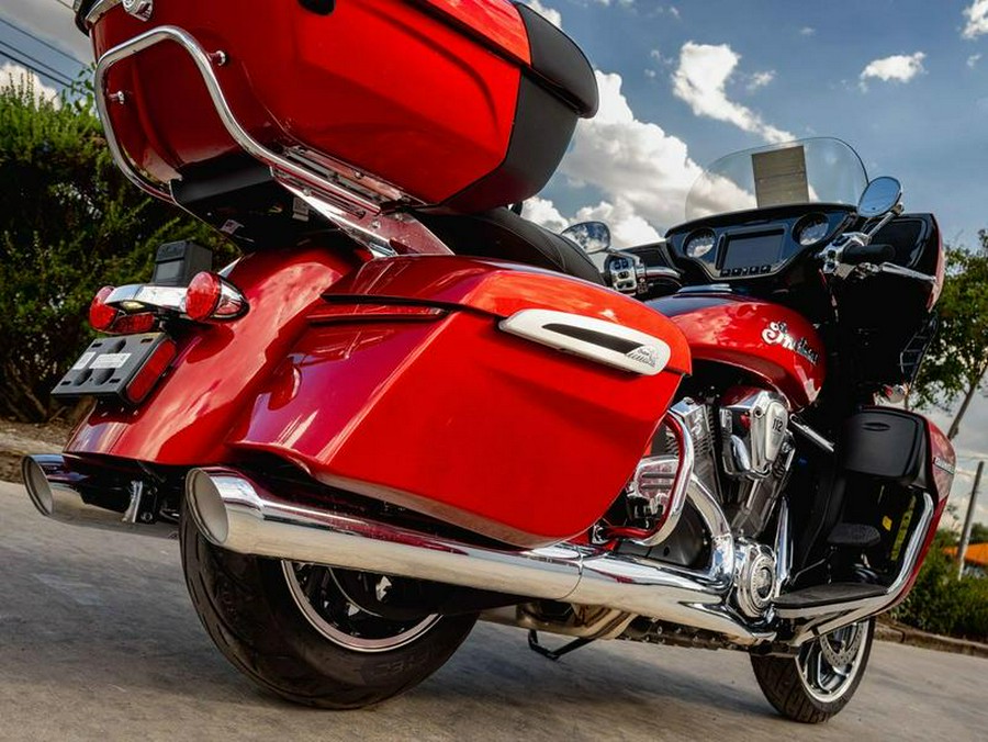 2025 Indian Motorcycle® Roadmaster® PowerPlus Limited 112 w/PowerBand Sunset Red Metallic