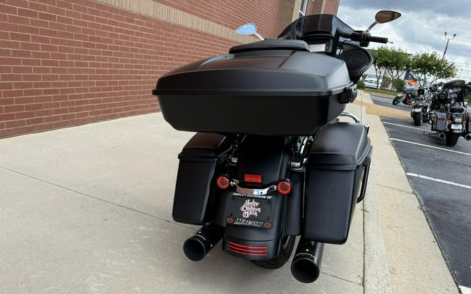 2017 Harley-Davidson® Road Glide® Special Black Denim