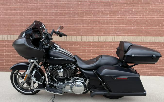 2017 Harley-Davidson® Road Glide® Special Black Denim