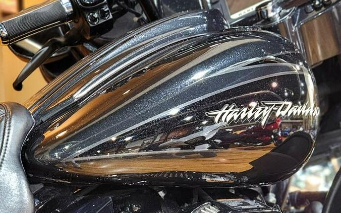 USED 2017 Harley-Davidson® CVO™ Street Glide®, FLHXSE