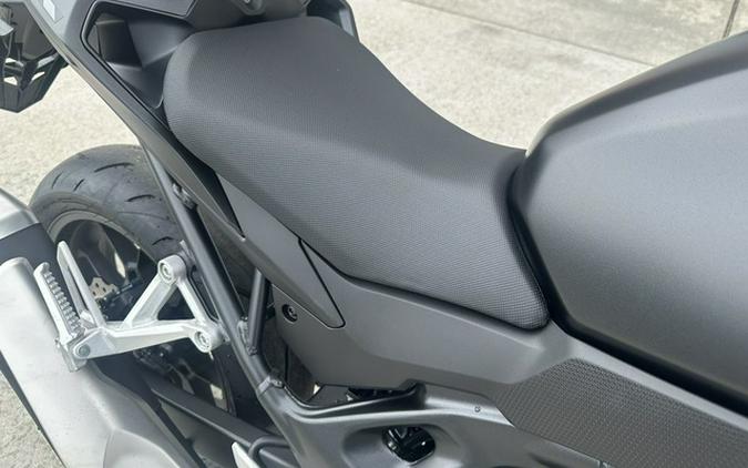 2025 Honda CB750 Hornet