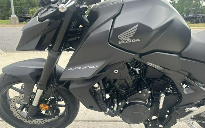 2025 Honda CB750 Hornet