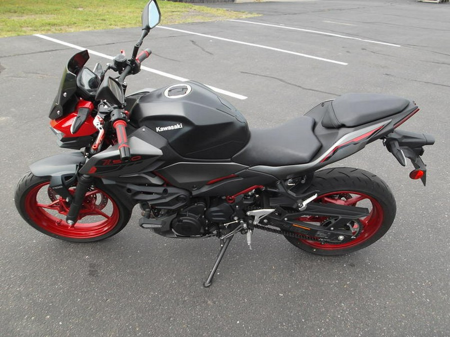 2024 Kawasaki Z500 SE ABS