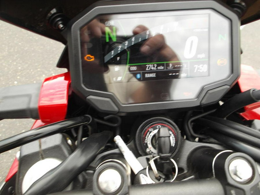 2024 Kawasaki Z500 SE ABS