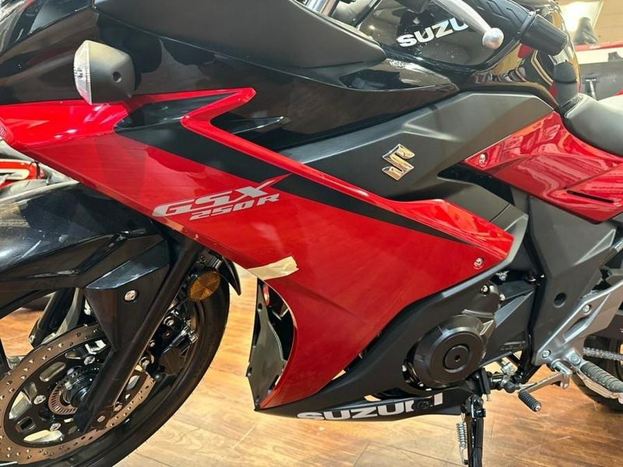 2025 Suzuki GSX250R