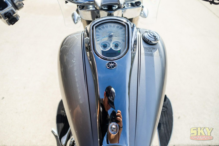 2009 Yamaha Stratoliner Base