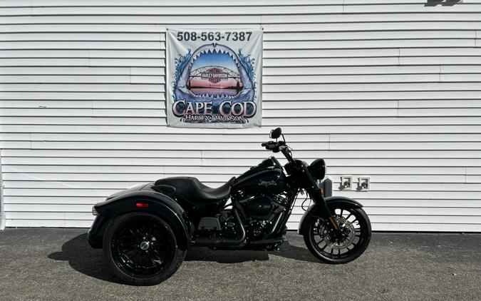 2023 Harley-Davidson® Freewheeler® Vivid Black