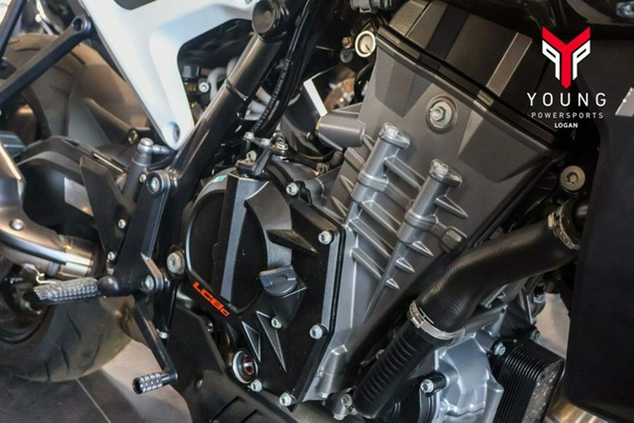 2027 KTM 990 Duke