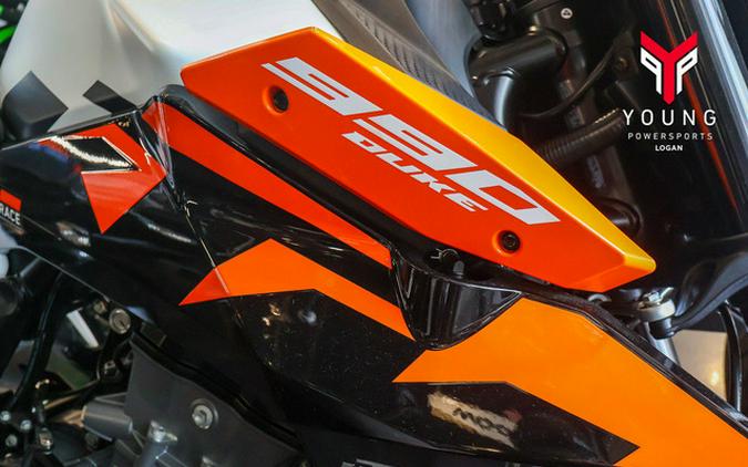 2027 KTM 990 Duke