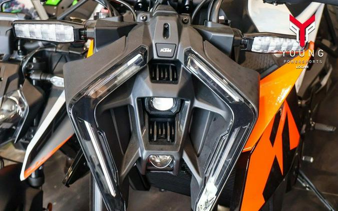 2027 KTM 990 Duke
