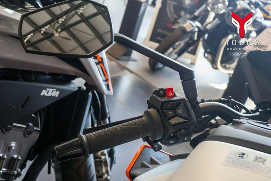 2027 KTM 990 Duke