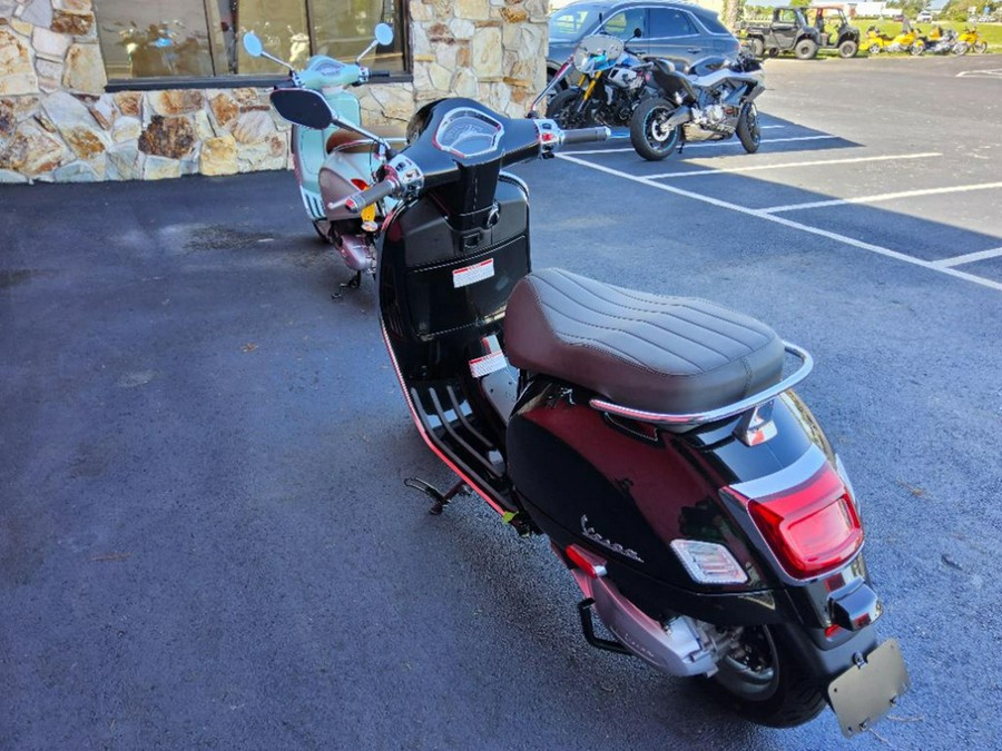 2023 Vespa GTS 300
