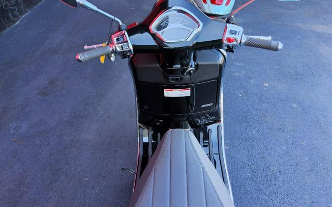 2023 Vespa GTS 300