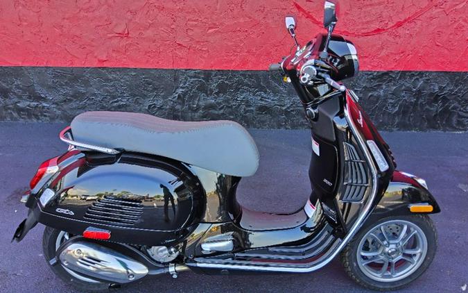2023 Vespa GTS 300