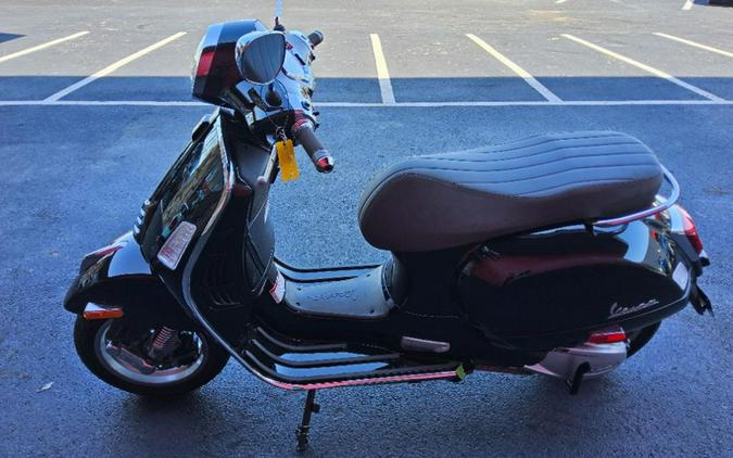 2023 Vespa GTS 300