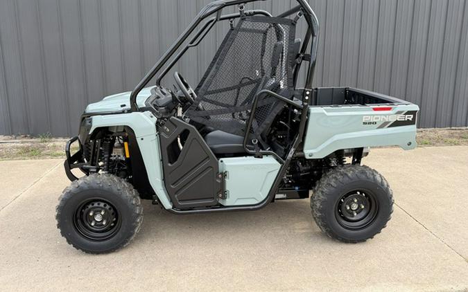2026 Honda Pioneer 520